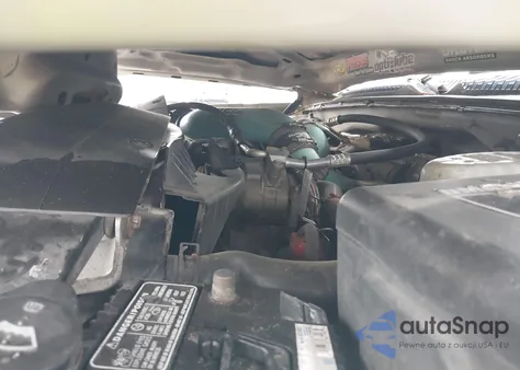 2004 Chevrolet Silverado 2500Hd Ls z USA, uszkodzony, nr VIN 1GCHK29114E215156